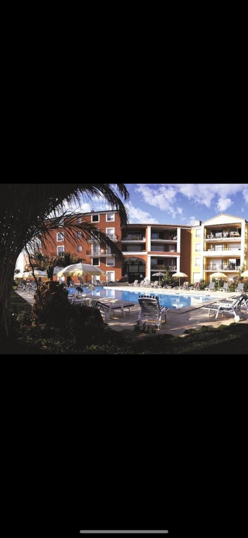 Residence 4 Etoiles Port Marine Sainte-Maxime Eksteriør billede